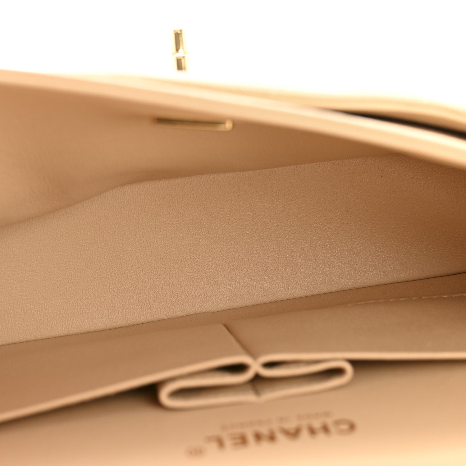 Caviar Quilted Medium Double Flap Beige - Image 5