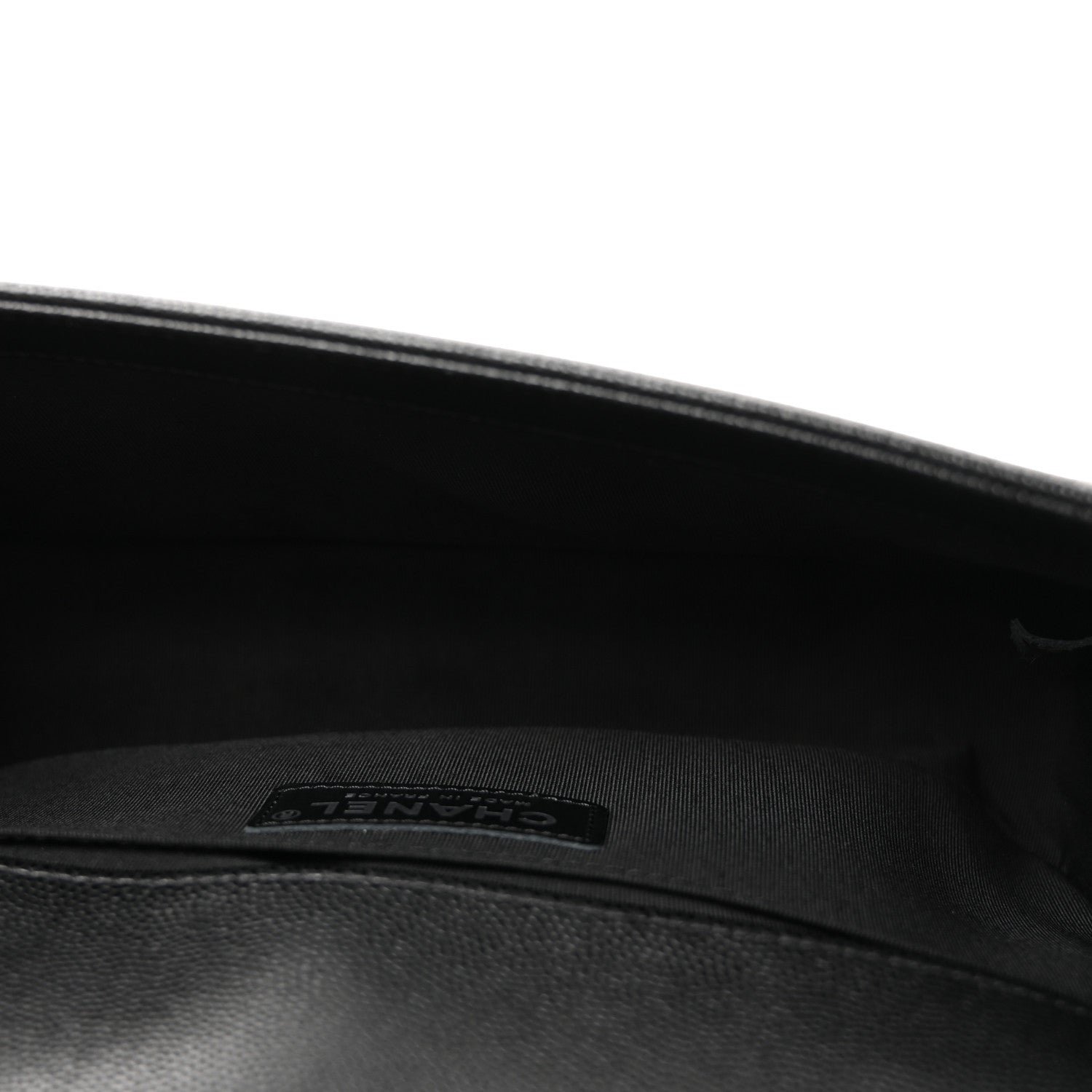 Caviar Quilted Medium Boy Flap Black - Image 5