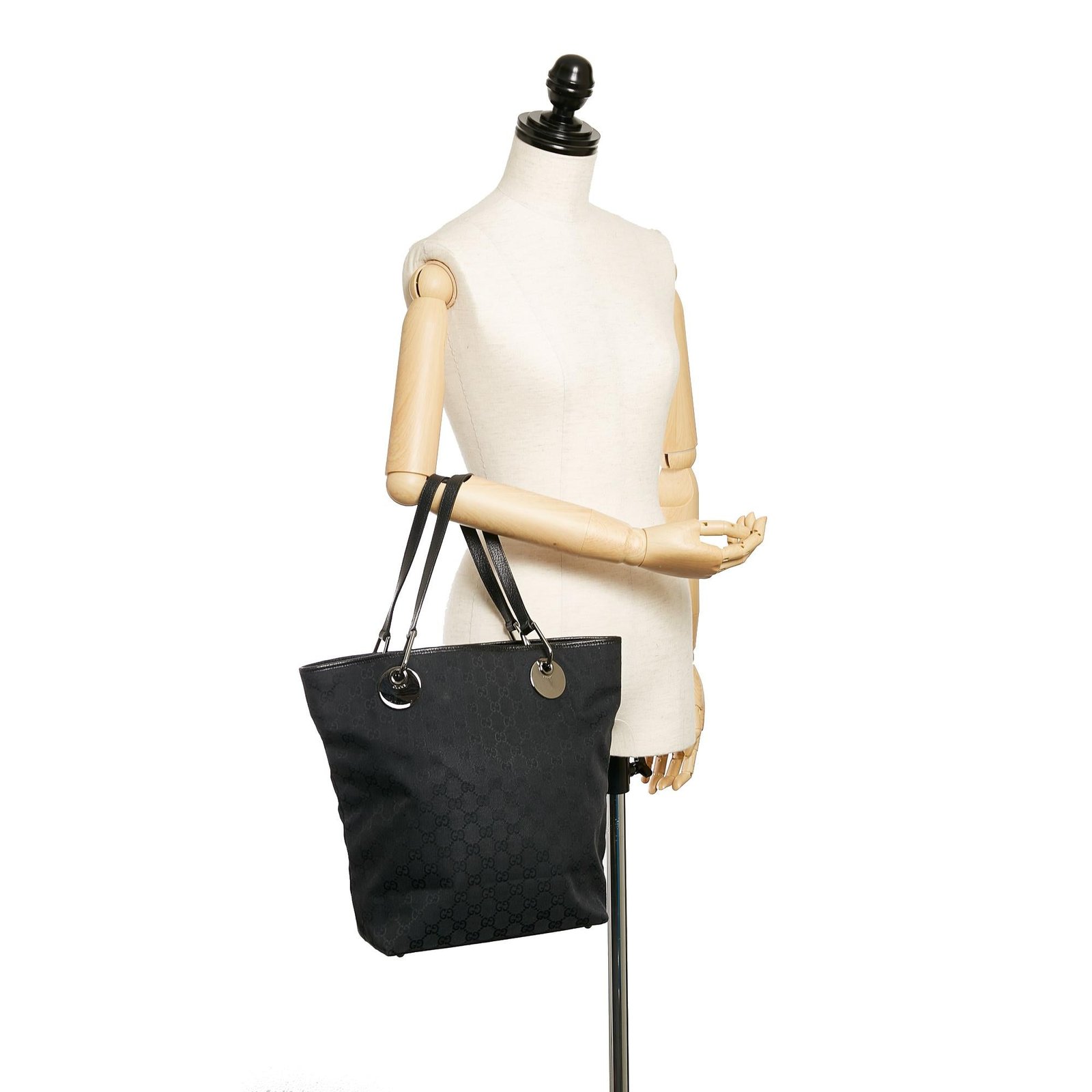 Gucci GG Canvas Eclipse Shoulder Bag - Image 5