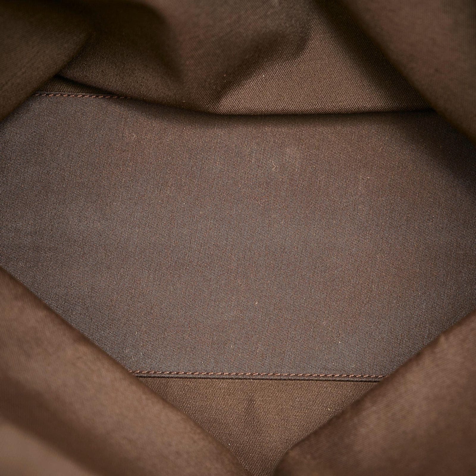 Gucci GG Canvas Eclipse Tote Bag - Image 6