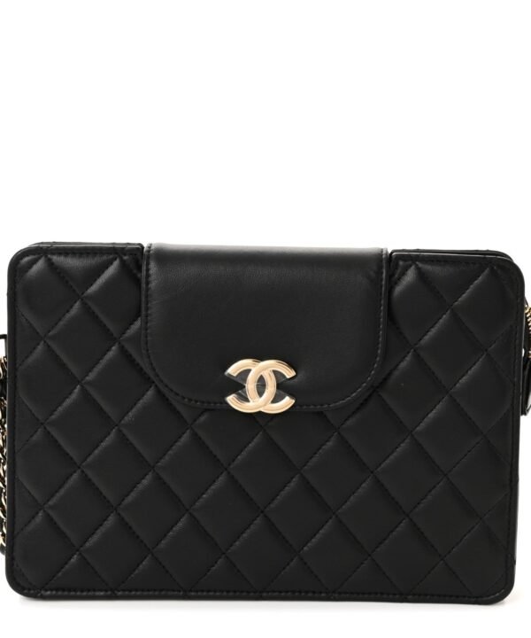 Lambskin Quilted CC Pouch Wristlet Black