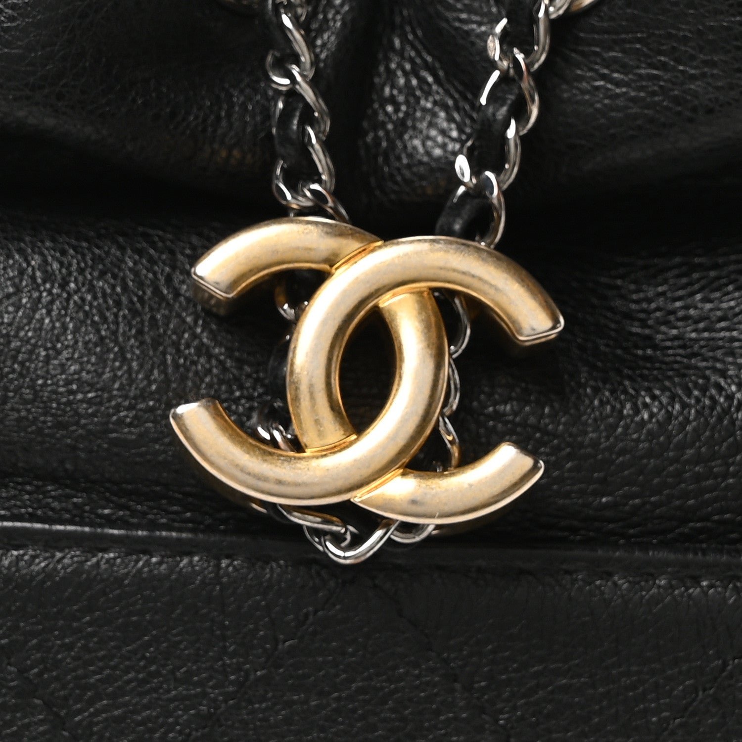 GABRIELLE DE CHANEL Small Bucket Bag - Image 8