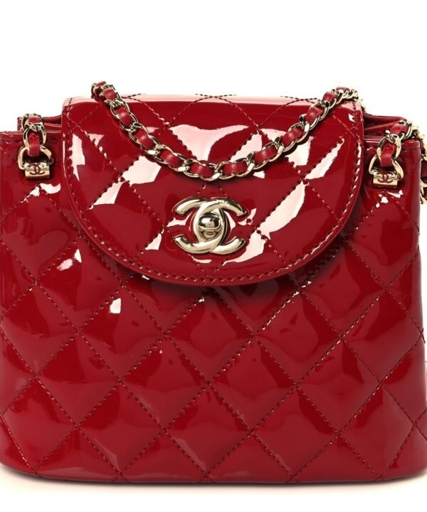Patent Quilted Shiny Coco Small Flap Hobo Red