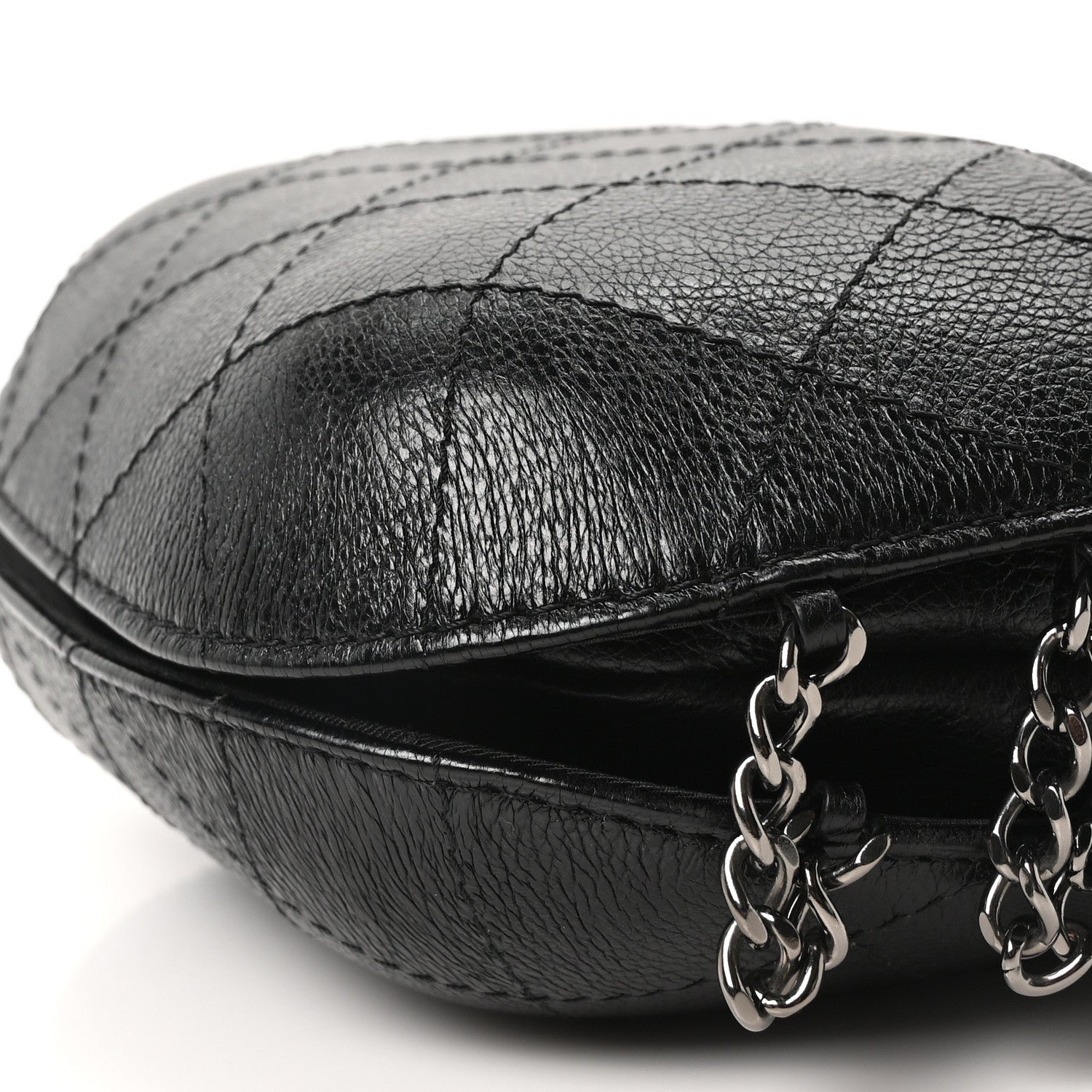 GABRIELLE DE CHANEL Small Bucket Bag - Image 10