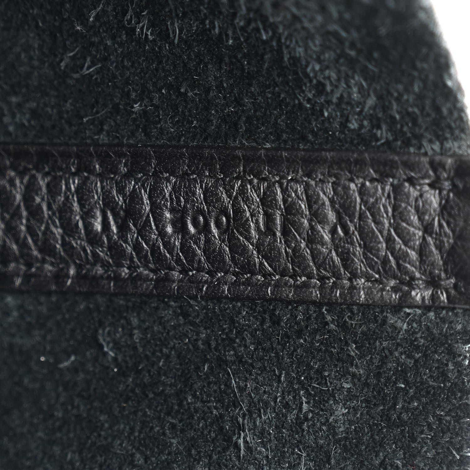 Taurillon Clemence Picotin Lock 18 PM Black - Image 7