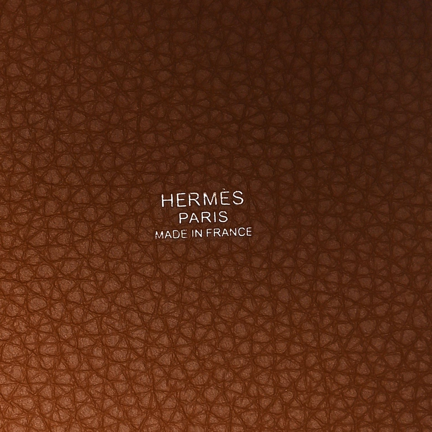 Taurillon Clemence Picotin Lock 18 PM Gold - Image 5