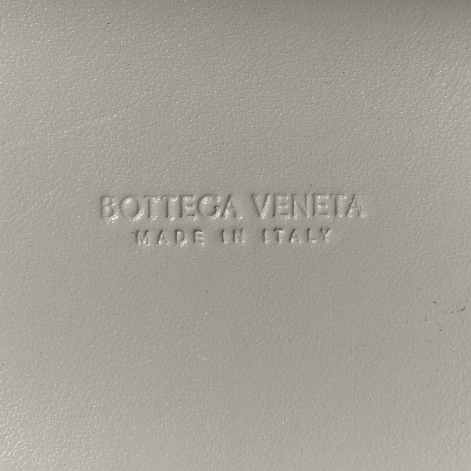 Nappa Intrecciato Small Vanity Case On Strap Agate Grey - Image 6