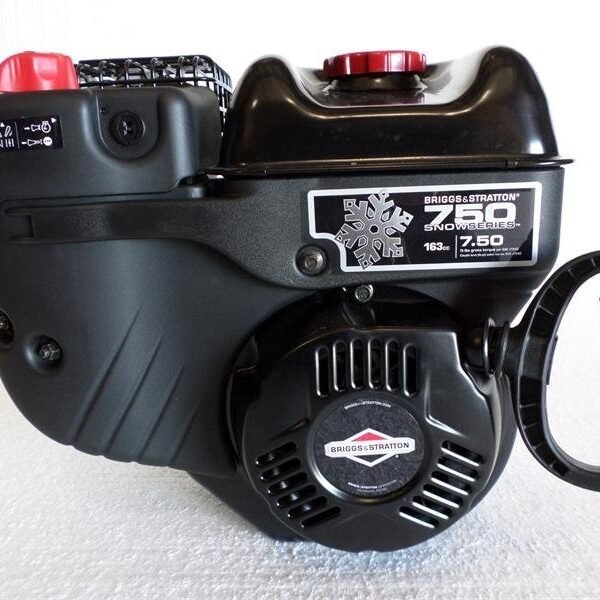 Briggs & Stratton Horizontal Snow Engine 7.5 TP 3/4″ X 2-27/64″ # 10D132-0115