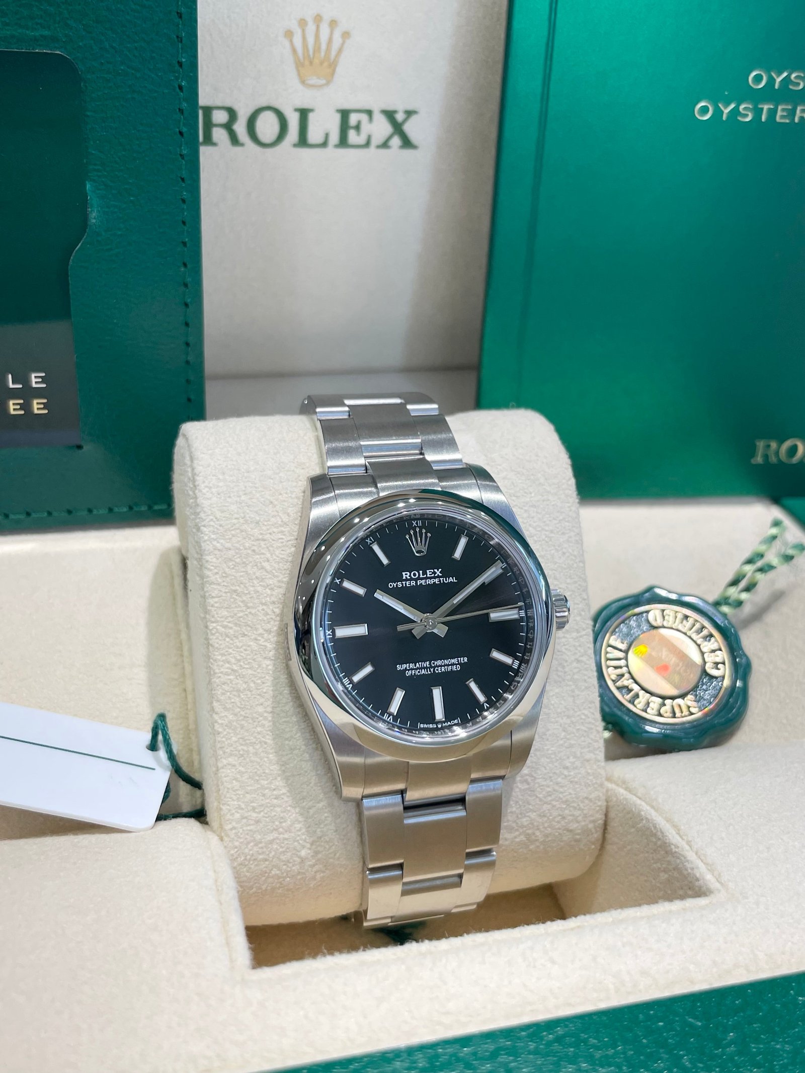 2023 Rolex Oyster Perpetual 34 124200 - Image 2