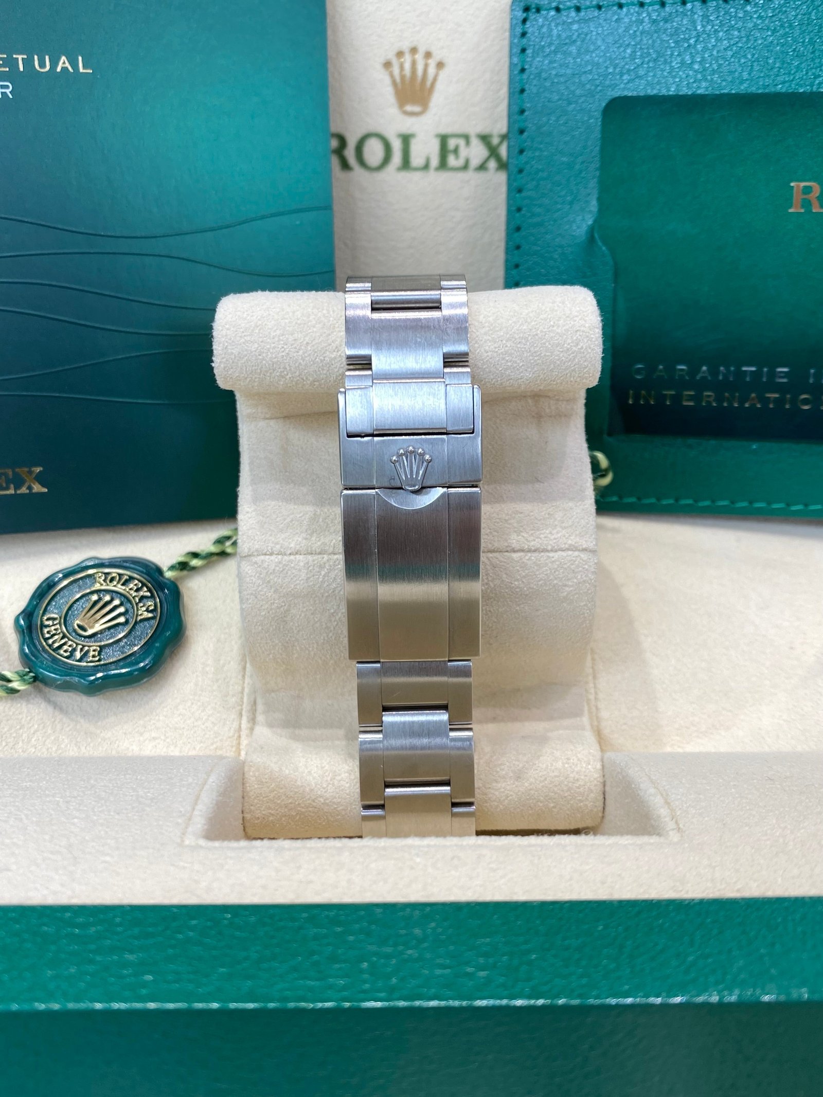 2020 Rolex Explorer 214270 - Image 9