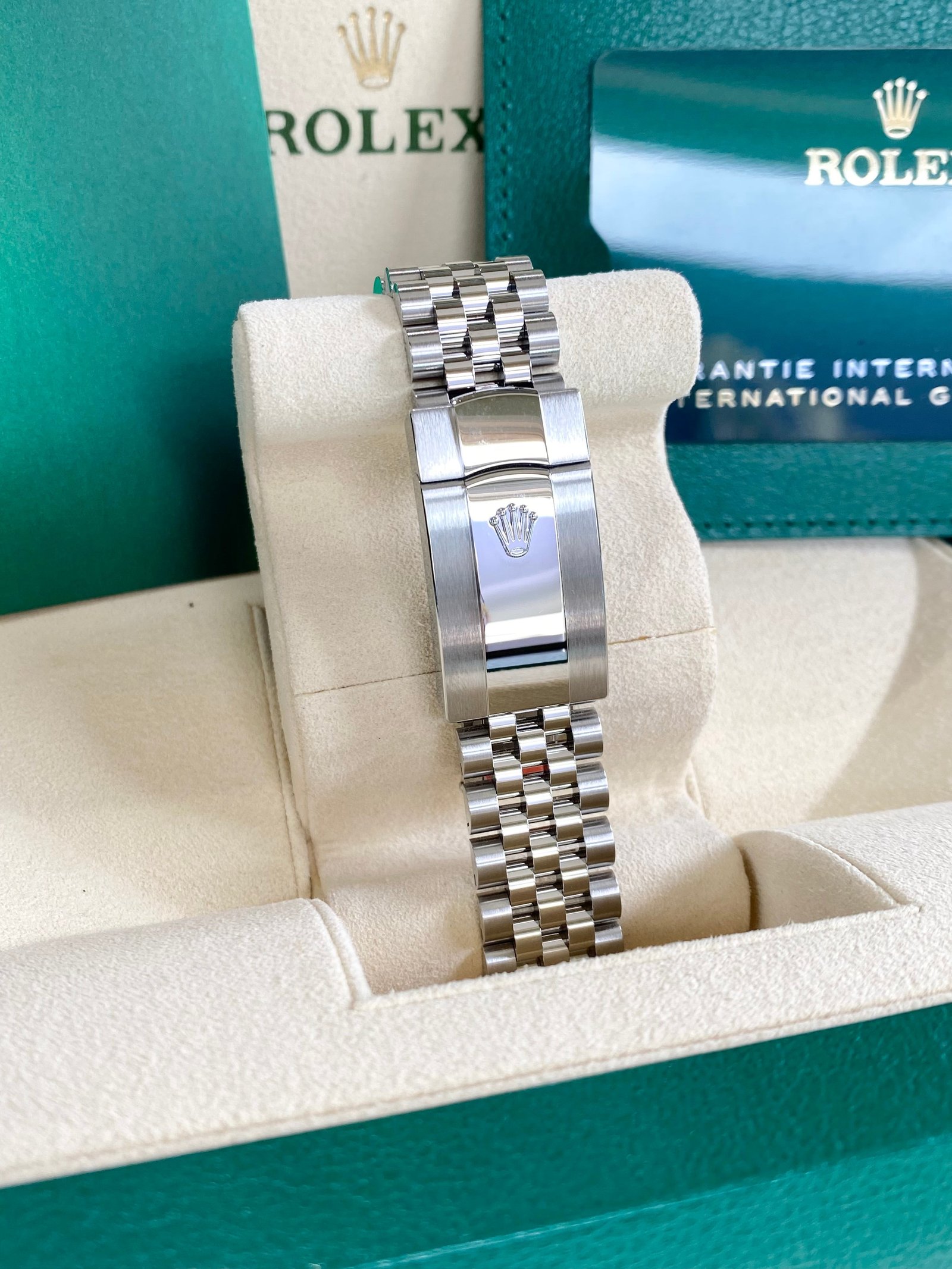 2022 Rolex Datejust 41 126334 - Image 9