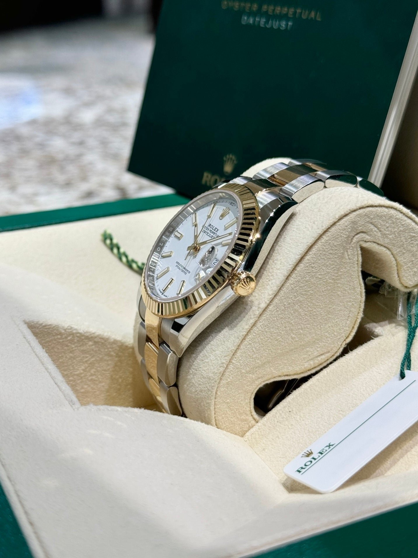 2023 Rolex Datejust 41 126333 - Image 4